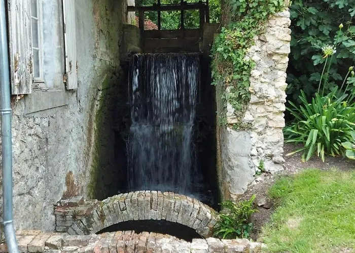 Nyaraló Pres Du Mans : Calme, Confort, Commerces A Proximite, Ideal Pour 2 Pers. - Fr-1-410-273